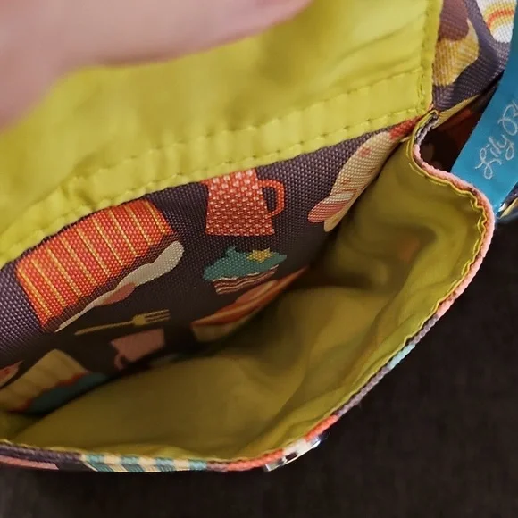 🧁Lily Bloom Colorful Cupcake Crossbody Bag - Picture 10 of 12